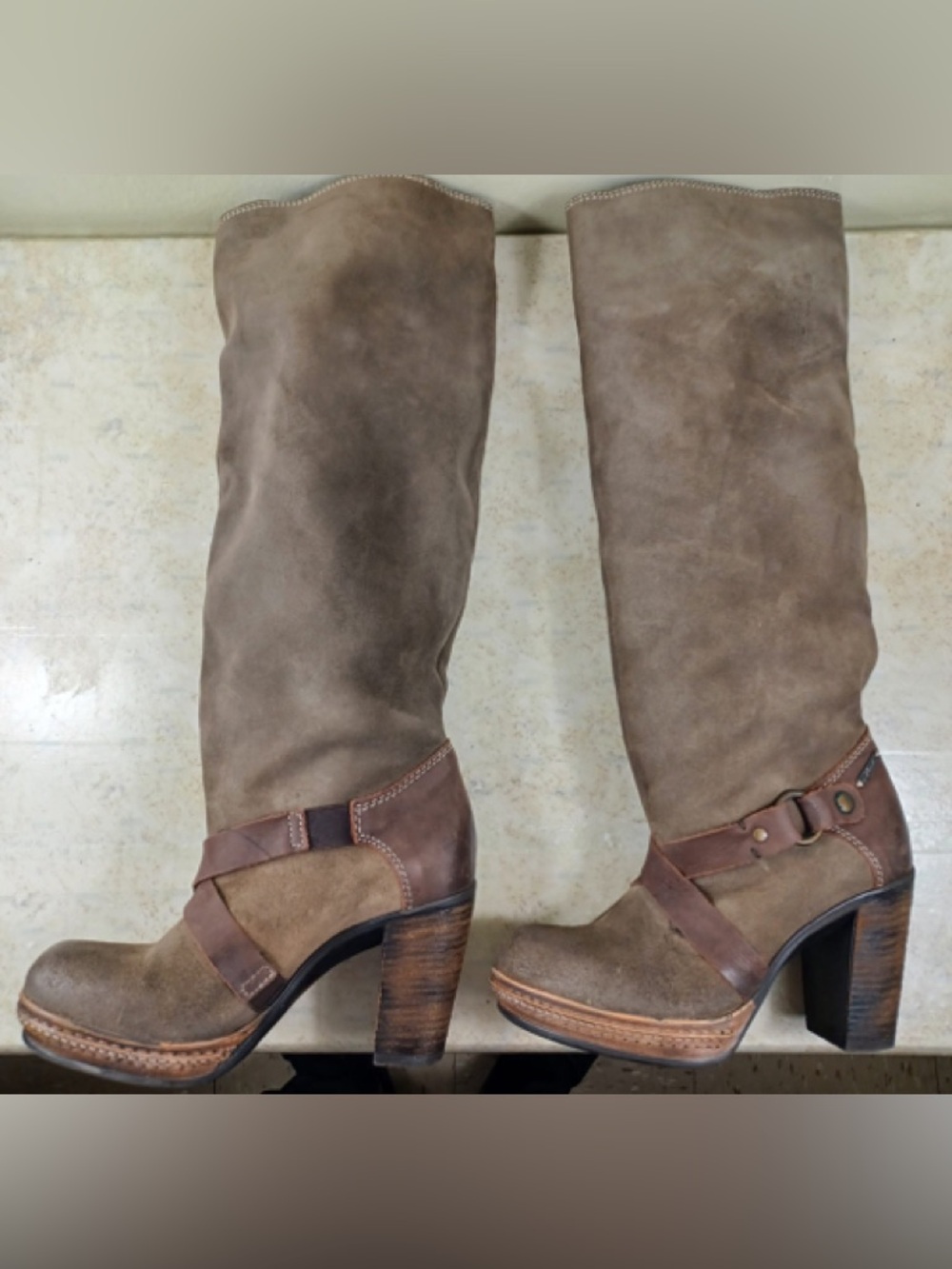 Women's Tall Suede Brown Heeled Boots - Picture 4 of 12